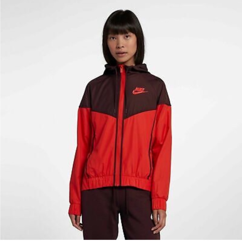 Nike Women’s Windrunner Jacket